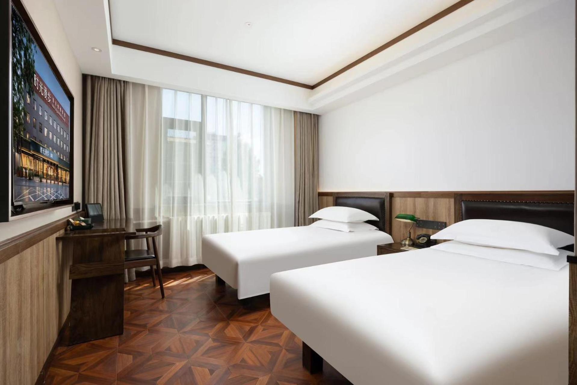 Nost Algia Hotel Near Beijing Panjiayuan Antique Market- Beijing Happy Valley, Cbd, China Zun And Sanlitun, Tian'Anmen Square, Free Ice Cream, Mineral Water, Coffee, Snacks And Laundry Service, Free Gymnastic, English Communication Well Exterior foto