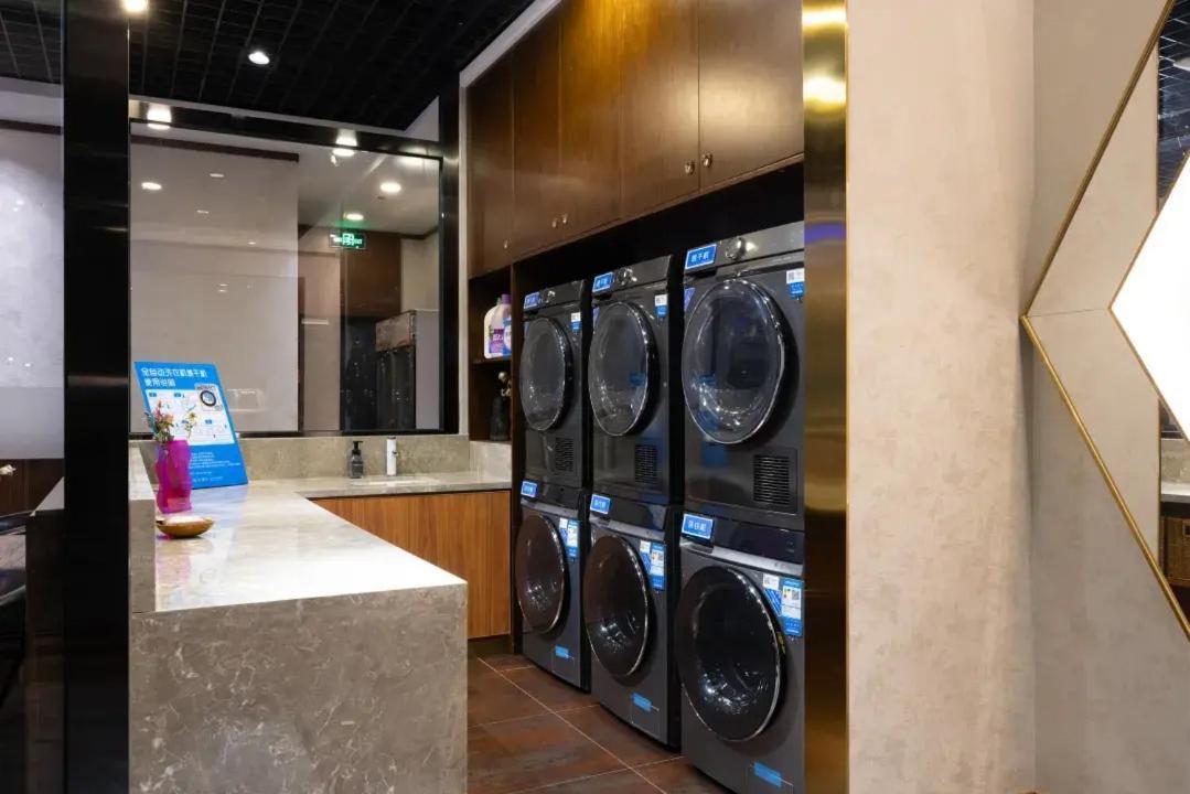 Nost Algia Hotel Near Beijing Panjiayuan Antique Market- Beijing Happy Valley, Cbd, China Zun And Sanlitun, Tian'Anmen Square, Free Ice Cream, Mineral Water, Coffee, Snacks And Laundry Service, Free Gymnastic, English Communication Well Exterior foto